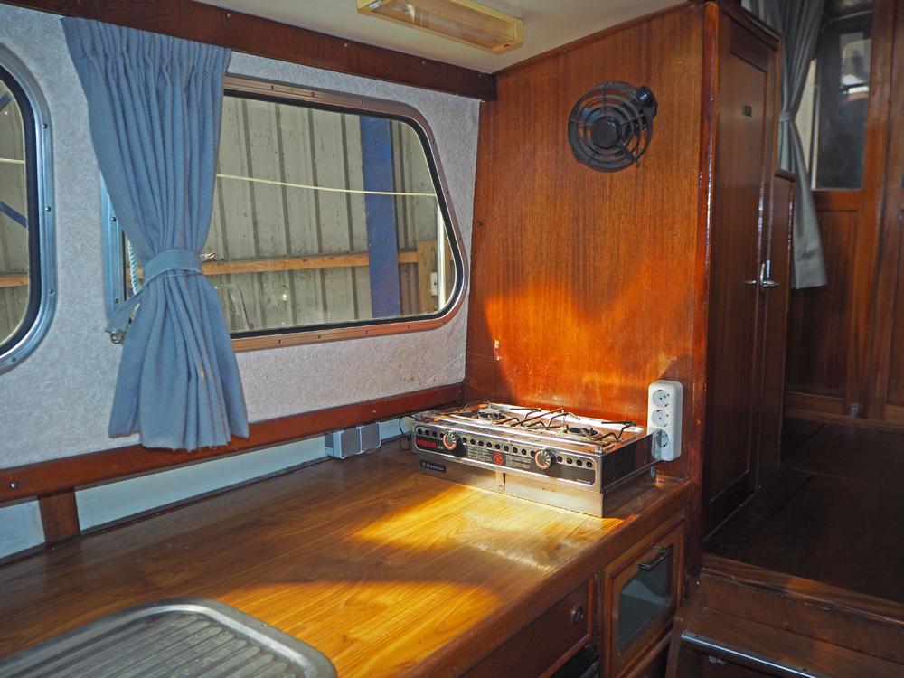 Fore ship, Accommodation